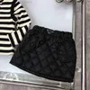 Novas meninas vestido ternos outono crianças agasalho tamanho 100-150 designer bebê preto e branco listrado suéter e saia de algodão dec05