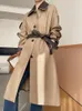 Trench in pelle di pecora patchwork in pelle da donna per donna Autunno Inverno 2023 Giacca lunga in vera lana di tendenza di fascia alta con cintura