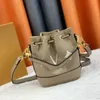 Borsa a secchiello robusta ed elegante Chiusura con coulisse Borsa a secchiello Designer Milano Saffiano Borsa a tracolla alla moda retrò Tote Borsa a tracolla di lusso