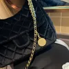 Borsa a tracolla da donna in velluto di famoso designer francese 23 Borsa a tracolla hippie con catena a reticolo di diamanti di nuova moda classica Borsa a tracolla in tinta unita di alta qualità con doppia lettera