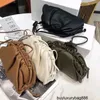 デザイナークラッチバッグBottegavveneta Womens Pouchesソフトレザーネットレッドエンベロープレディース2024 New Western Style Solid Color Cowhide Cowhide Cowhide Packet Handheld Singl Hb8u