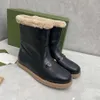 Designer Boots Luxury Boot äkta läder Vinterstövlar Ankelstövlar Kvinna Kort stövel Sneakers Trainers Sandaler Sandaler av märke S524 003