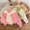 Cardigan Autumn Winter Baby Girls Knitwears Cotton Sticked Solid Long Sleeve Toddler Girls tröja med kappa barnflickor Cardigan 231206