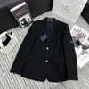 Kvinnors kostymer Blazers Suit Jacket Kort dubbelbröst Kvinnors kostym Mångsidig fashionabla avancerade och högkvalitativa AG07