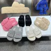 Top Designer di lusso scivoli in pelliccia uomo donna Pantofole Piattaforma Scivoli in lana da donna Pelliccia invernale Soffice peloso Lettere calde Sandali Confortevole Ragazza sfocata Infradito Pantofola