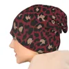 Berets Leopard Animal Skin Red Skullies Bons de bonnet Hip Hop Men Homme Femmes Capeur de rue Chauffeur à double usage