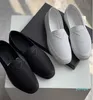 Boutique polyvalente Chaussures décontractées pour hommes Lefu Shoes