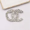 Designer Spettaio Brand Letter Brocce intarsio intarsio intarsio Rhinestone Broche Unisex Wedding Jewelry Accessori Regali 20style Gift 20style