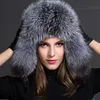Beanie/Kafatası Kapakları Kadın Doğal Rakun Kürk Kapakları Ushanka Şapkalar Kış Kalın Sıcak Kulaklar Moda Bombacı Pom Hat Lady Real Fox Fur Cap Pompon 231205