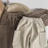 Pantaloni Invernali Peluche Caldi Pantaloni per bambini Stile Coreano Abbigliamento per bambini Velluto a coste Peluche Spessa Pantaloni casual caldi per le ragazze dei ragazzi 231206