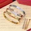 Luxe merk designer armband dames heren designer sieraden nagelarmband goud zilver roos liefhebbers koppels unisex feest 18K vergulde stainess