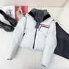 Femmes gilets doudounes mode court mince gilet 23AW haut d'hiver haut d'hiver vêtements d'extérieur à glissière coupe-vent poche surdimensionné dame manteaux chauds S-L