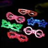 Decoraciones navideñas 12 unids Adulto Niño LED Gafas Resplandor Obturador Neón Flash Carnaval Cosplay Cumpleaños Boda Iluminar Fiesta Gafas de sol 231205