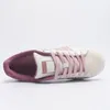 Kvinna platt sko ny ankomst rosa designer skor klassisk skalhuvudserie mjuk pu material yta mode stjärna snörning ny sneaker 063