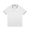 Mens Polo Shirt Stripe Rim Kort ärm T-shirt Svart designer bär toppskjortor för sommaren