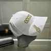 クラシック昆虫パターン野球帽のデザイナー帽子ファッションゴールドシルクレターボールキャップ