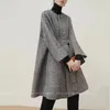 Women's Wool Blends Hepburn Style Nisch Highend Felt Woolen Coat 2023 Tidig vår Fit Temperament Herringbone Mönster 231206