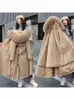 Womens Down Parkas Fashion Woman Blus Winter Jacket Huven Xlong tjock faux päls fylld parka avtagbar plus storlek 231206