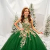 Verde lucido SweethearPrincess Abiti stile Quinceanera Abito da ballo con spalle scoperte Applicazioni in oro Corsetto Dolce 15 Abiti XV Anos