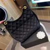 Famous French Designer velvet Women Crossbody Bag 23 New Classic Fashion Diamond Lattice Chain Hippie Bag Double Letter High Quality Solid Color Shoulder Bag