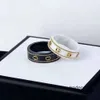 2024 Bagues de créateurs Lettre de luxe Bague pour hommes et femmes Tendance de la mode Bijoux classiques Couple Cadeau d'anniversaire Bon avec boîte