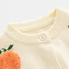 Cardigan Baby Sweater Cardigan Girls Boy Cotton Fruit Stereoscope Mönster Child Knit Coat Clothes O-Neck Lång ärm varm Autumn Winter 231206