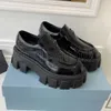 Monolith Shoes Designer Sneakers Platform Shoe Women Sneakers Rubber Shoes Black Shiny Leather Slipper Chunky Round Head Loafers