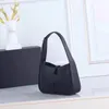 Sac à bandoulière de créateur de mode en cuir femmes sac à bandoulière sacs à main de luxe mini hobo sac fourre-tout classiques rabat messager shopping sac sous les bras de haute qualité