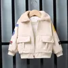 Jacken Baby Jungen Herbst und Winter warme Kleidung Kinderjacke Verdickung PU-Leder Junge mit Kapuze Oberbekleidung 231206