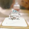 Anillos de banda de diseñador de geometría de circón de lujo chino para mujer dulce clásico grande cuadrado piedra azul anillos uñas dedo fino diamante cristal amor anillo joyería