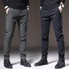 Herrbyxor 2023 varumärke Autumn Winter Borsted tyg casual män tjockt affärsarbete Slim Cotton Black Grey Trousers Man 231205