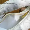 Włochy Jodie Hangbag Botteg Venet 2023 Designer Women Mini Tote Candy Jodie Cloud Knitt Mash