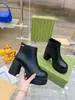 Bota de jacquard Mujer Zapatos de diseño G entrelazados Bota de tobillo con plataforma de lujo de 9 cm Tacones altos de bloque grueso Botines de combate inspirados Vaquero occidental Chelsea