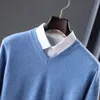 Męskie swetry mężczyźni 100 czyste australijskie wełniane wyciśnięcia dzianinowe zimowe długie rękawie solidne kolory skoczki męskie wełniane ubrania 231205