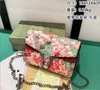 Moda kadın çanta lüks deri zincir omuz çantası alt harfler çanta vibe ava tasarımcı grafik ins tote mini çantalar 28596