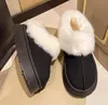 2024 Stivali invernali in pelliccia sintetica per donna Stivali da neve in peluche antiscivolo Fondo spesso da donna in cotone caldo Scarpe con plateau Botas Mujer