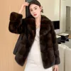 Cappotto da donna in pelliccia sintetica 2023 abbigliamento invernale spesso marrone caldo per donna 231205