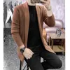 Pulls pour hommes Style britannique Automne Casual Solide Manteau tricoté Homme Cardigan Designer Homme Pull Slim Fit Vêtements chauds 231205