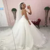 Charmig bollklänning bröllopsklänning 2024 sexiga spaghettirem vita applikationer spets brud klänning backless elegant trädgård prinsessan brudklänning vestios de novias kvinnor