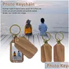 Party Favor Custom P O KeyChain Gift Personlig graverad bildnamn Keyring Wood Key Ring for Women Man Mothers Day Dro HomeForavor Dhcnw