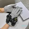New Wool Gloves Large Butterfly StrapDrill Warm Luxury Women With Velvet Lining High-Grade Sheepskin Gloves Strap