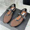 Sapatos de vestido de alta qualidade mulheres designer verão cabeça redonda strass plana mulheres fivela de couro de luxo mary jane sapato confortável balé