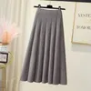 Jupes Skorts mode tempérament tricoté jupe plissée pour femme automne hiver coréen tout-match taille haute jupes solides vêtements pour femmes 231206