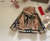 Varumärkesdesigner Babyjacka förtjockad lammull Kidsrockstorlek 100-150 Småbarn Vinterkläder Barn Huva Ytterkläder Dec05