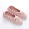 Zapatillas Pantuflas acogedoras para mujer, zapatos de casa ligeros, zapatillas de bailarina de punto de algodón con suela de goma antideslizante para interiores 231207