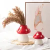 Dekorativa föremål Figurer Creative Mushroom Vase Ceramic Hydroponic Flower Arrangement Home Decor Desktop Ornament Flowerpot 231207