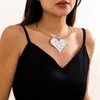 Collane con ciondolo Colletto di moda Collana a forma di cuore per donna Girocolli femminili in metallo alla moda punk Accessori per coppie all'ingrosso