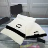 Projektant Scalf Beanie