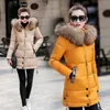 Trench da donna Collo in pelliccia autunnale Cappotto invernale con cappuccio taglie forti Capispalla femminile Parka Giacca lunga calda da donna