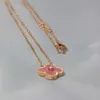 Versión trébol, hierba de la suerte, hierba de cuatro hojas, collar de piedra Rosa Natural, cadena de hueso con cerradura chapada para mujer, collar de diamantes van